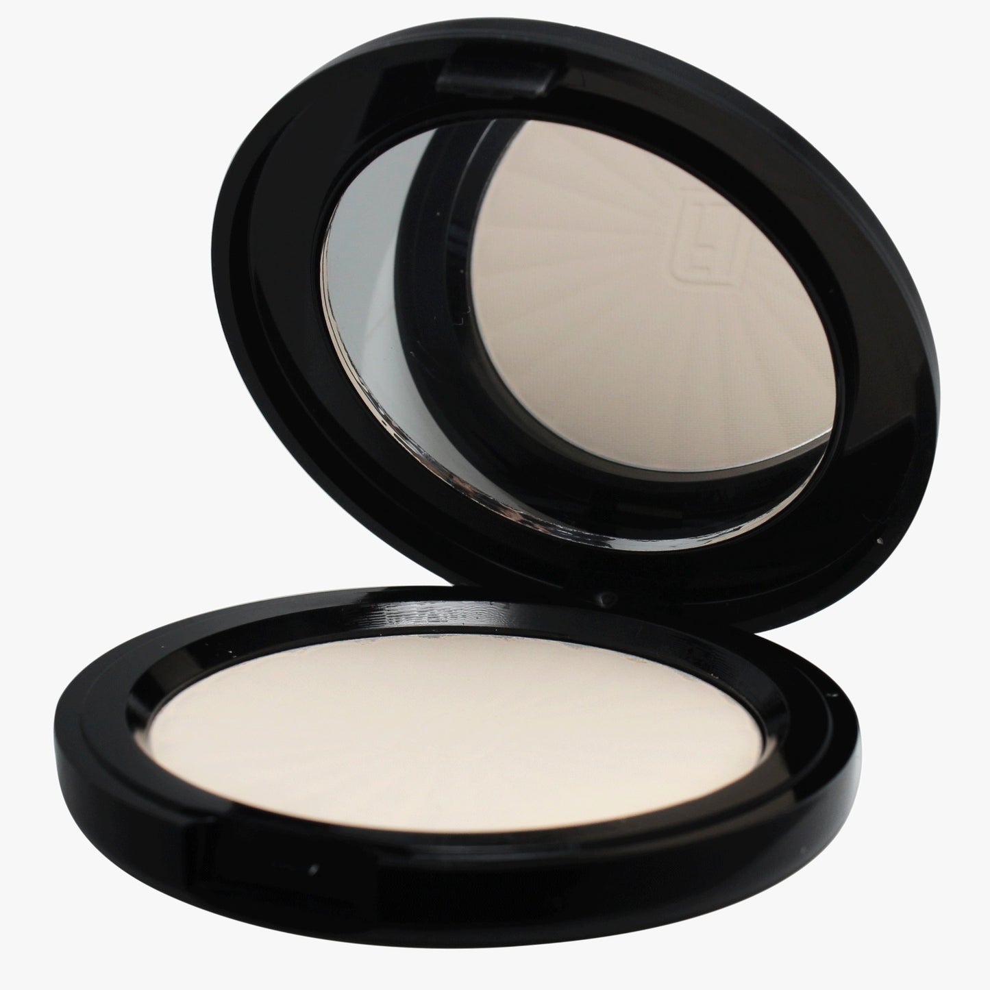 FENNEL Compact Powder – Smooth Finish & Long-Lasting Coverage for Flawless Skin